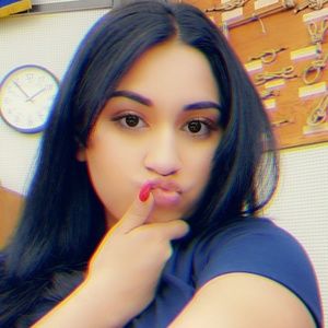 Meet your Posher, Daniela